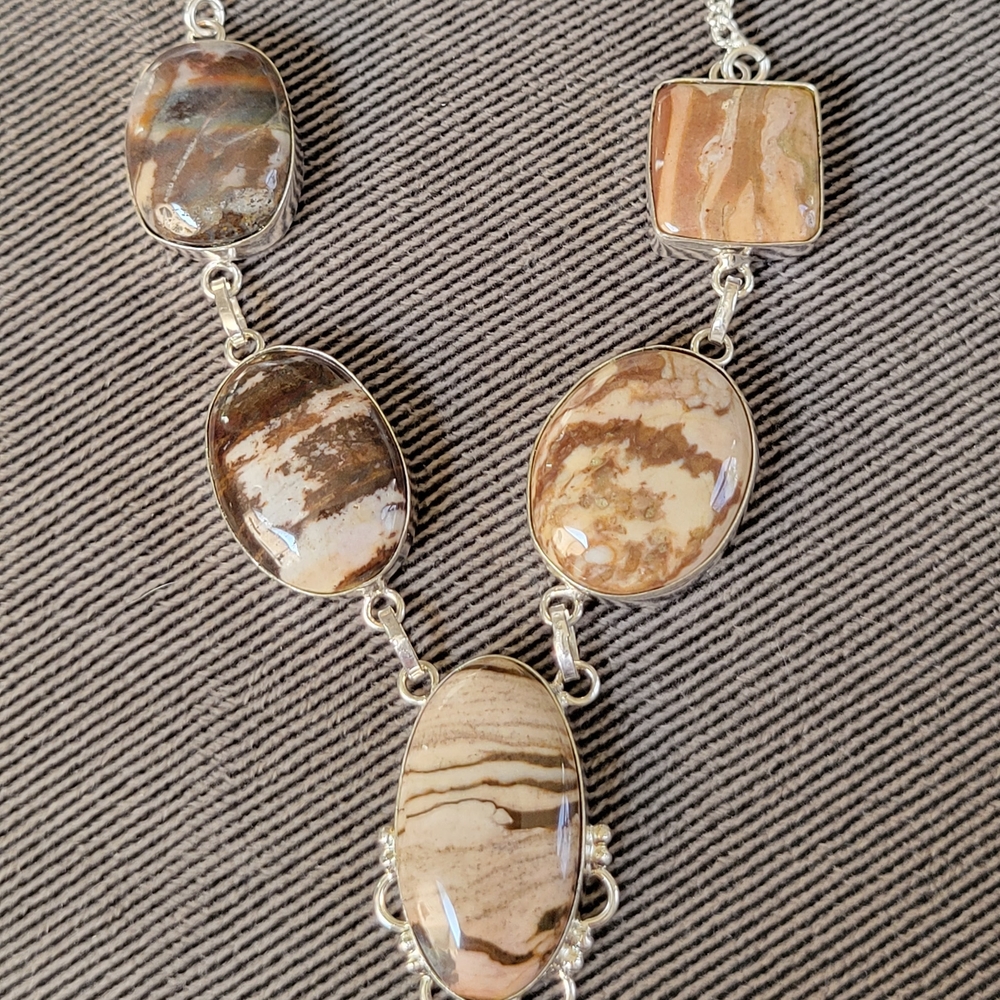 Elegant Silver and Brown Stone Necklace